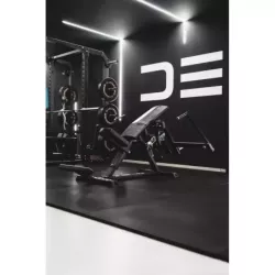 inclined pec fly gymleco